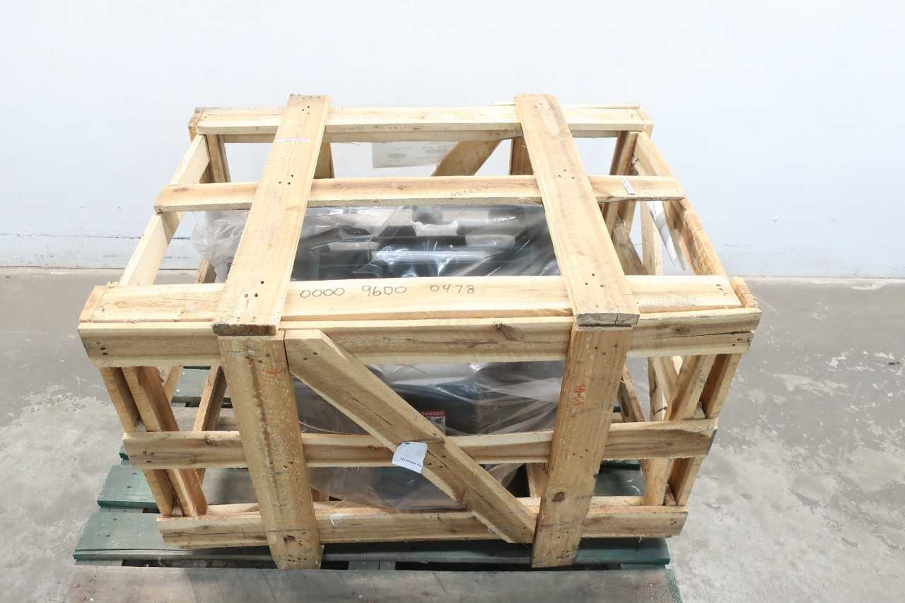 TOSHIBA 0754XPEA41A-P 365T 3PH 75HP 1780RPM 2-3/8IN 230/460V-AC AC MOTOR - ELECTRIC MOTORS