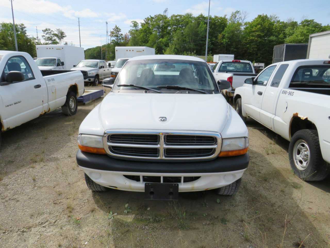 2004 DODGE DAKOTA SPORT CLUB CAB 4X4 PICKUP TRUCK - HYDRO EXCAVATOR TRUCKS