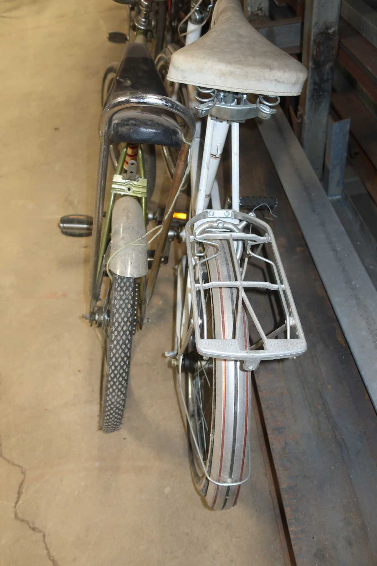 LOT OF 2 ASSORTED SUPERCYCLE BICYCLES - MISCELLANEOUS