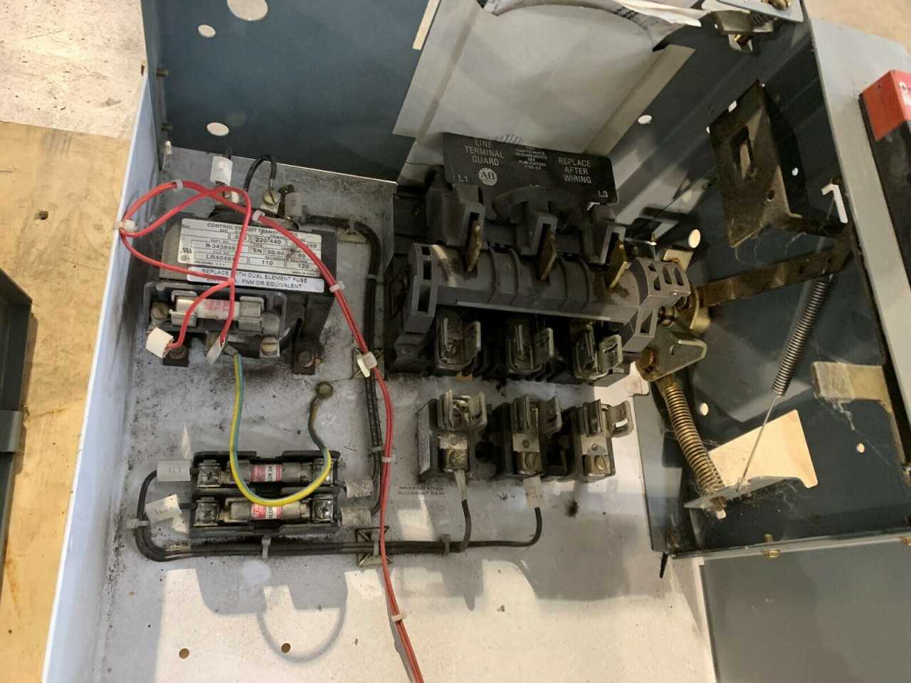 USED ALLEN-BRADLEY 7.5HP ALLEN-BRADLEY DRIVE WITH DISCONNECT 1336F-BRF75-AN-EN - MOTOR DRIVES
