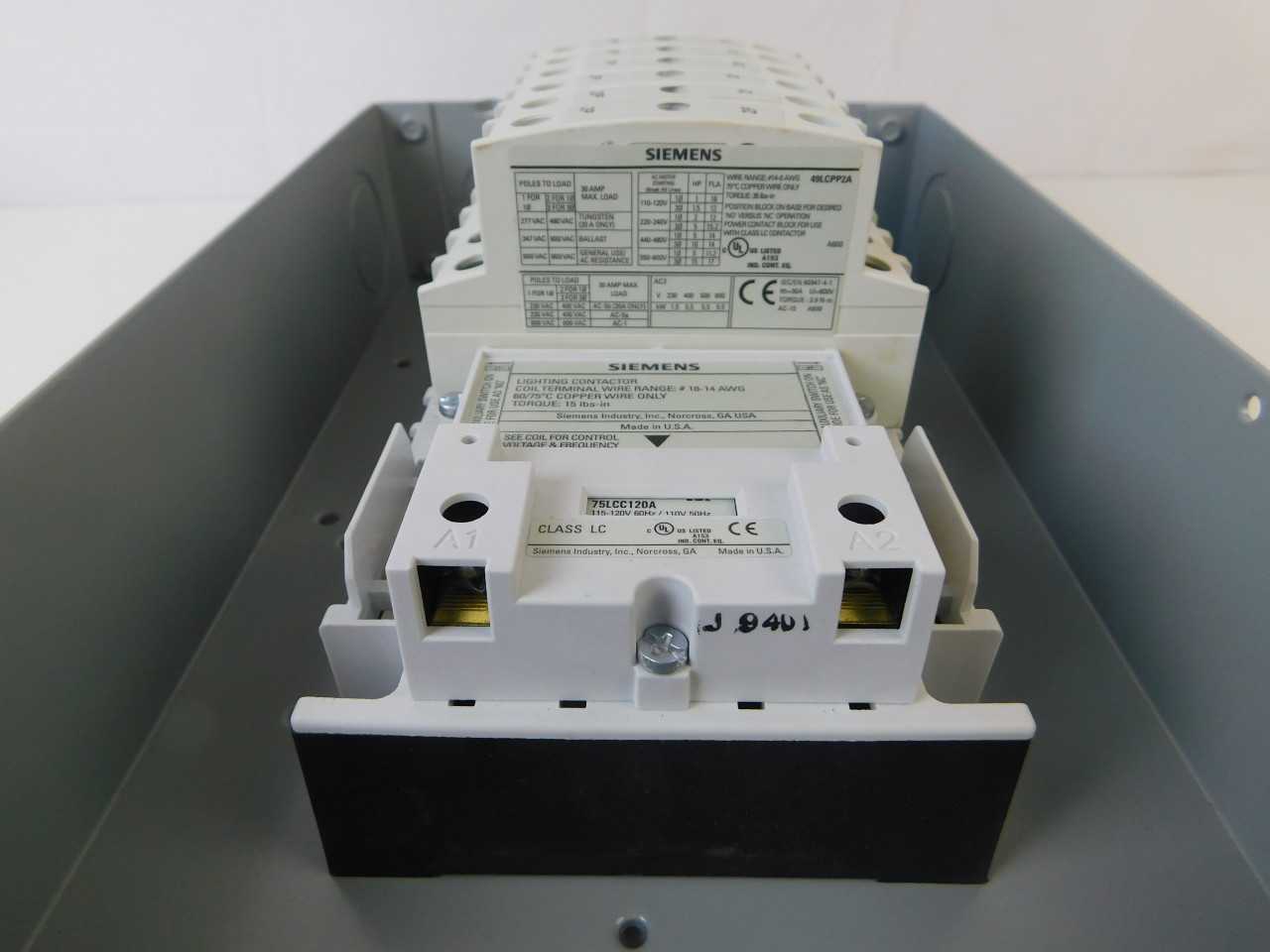 Quantity of 1x LCE01C012120A Contactors - CONTACTORS