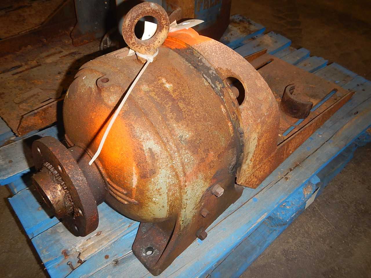 5 HP Hewitt Gear Reducer Model 5M1D10 - GEAR REDUCERS