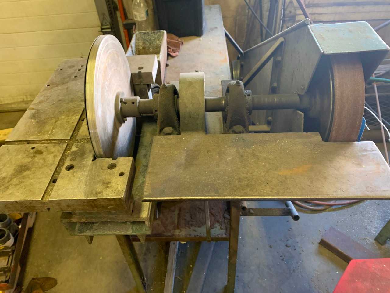 Belt Sander - GRINDING MACHINES