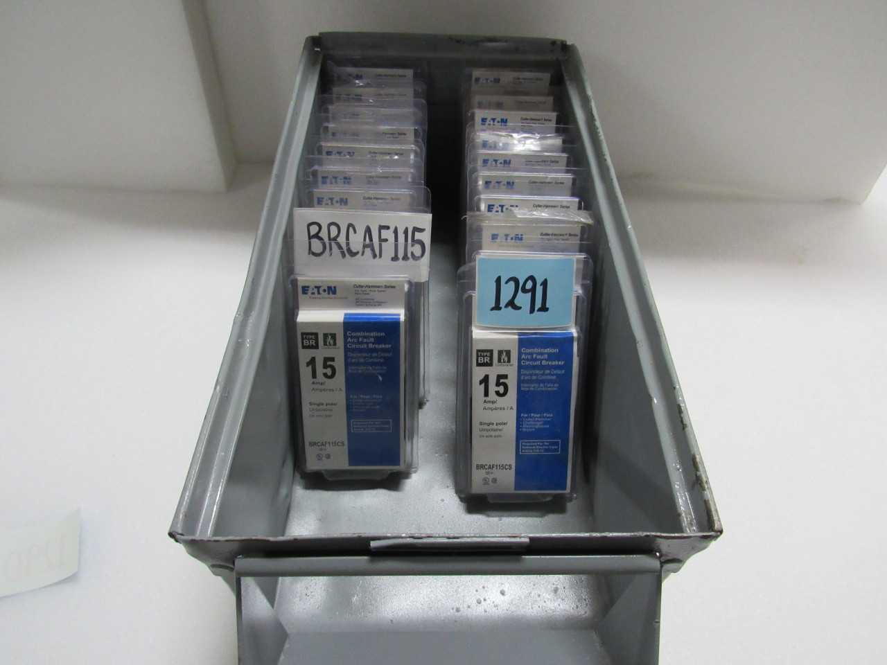 LOT OF EATON RESIDENTAL BREAKERS - MISCELLANEOUS