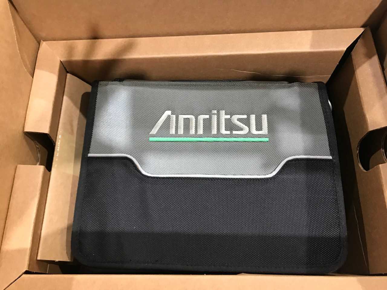 NEW Anritsu S332E Site Master Cable and Antenna Analyzer - TELECOMMUNICATION