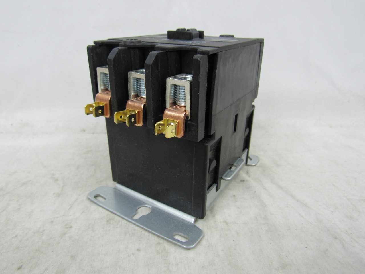 Lot of Qty 2x Eaton C25GNF390B Definite Purpose Contactor 3P 90A 600VAC 50/60Hz - CONTACTORS