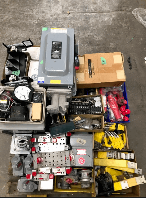 Assorted Lot of Electrical Controls (7) - AUTOMATION & CONTROLS