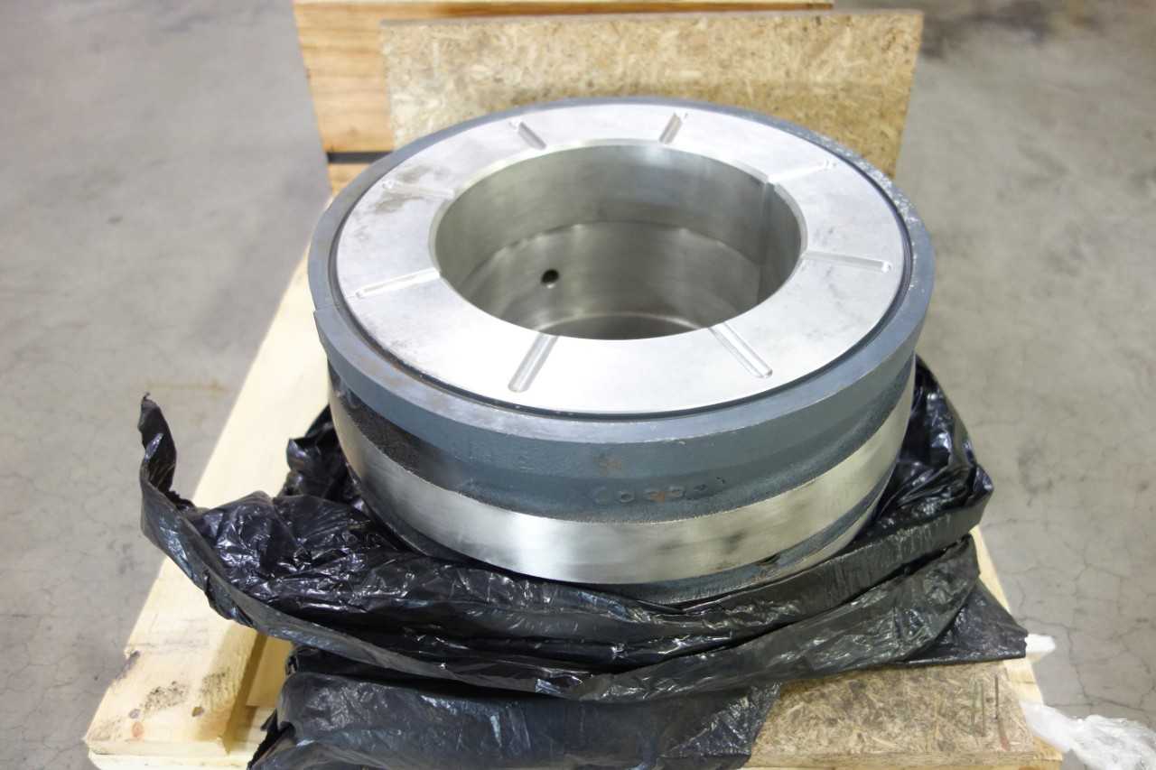LOT OF 2 BABBIT BEARINGS - BEARINGS