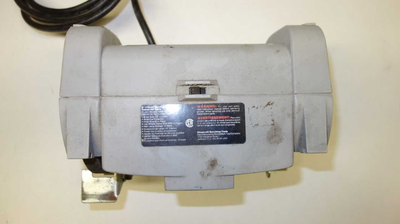 BENCHMARK SHOPCRAFT T6601 5 IN BENCH GRINDER - GRINDING MACHINES