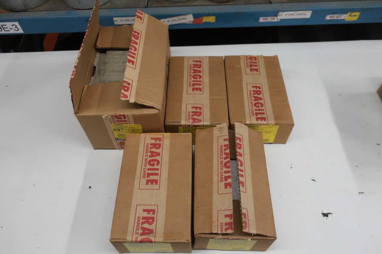 LOT OF 5 ASSORTED SQUARE D FA CIRCUIT BREAKERS - CIRCUIT BREAKERS