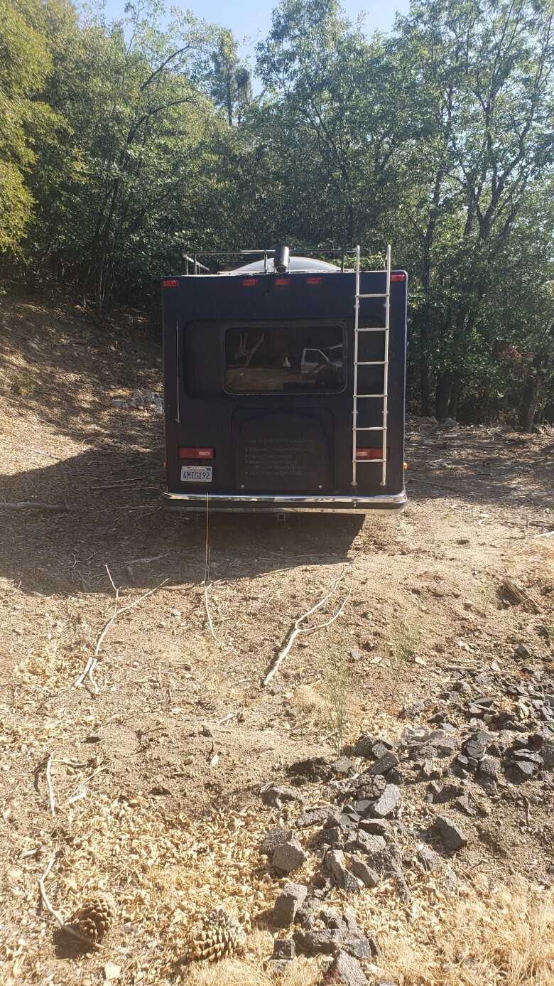 1985 Hawkins Motor Coach - HYDRO EXCAVATOR TRUCKS