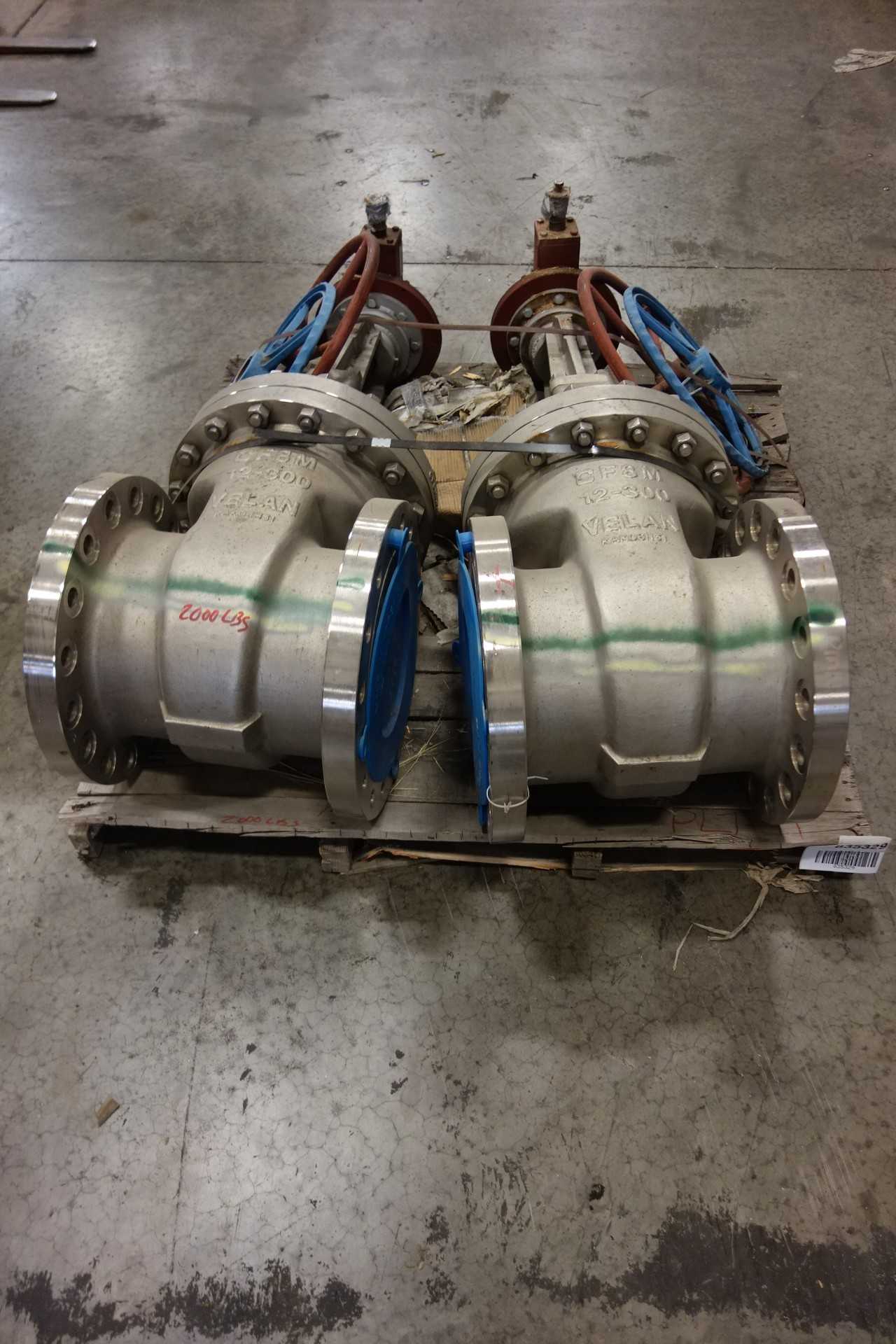 LOT OF 2 VELAN GATE VALVES - VALVES