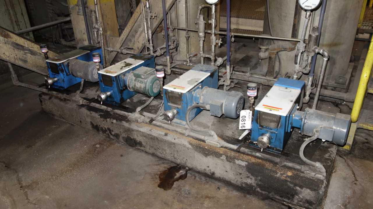 LOT OF 12 MILTON ROY METERING PUMPS 1HP 230/460V - MISCELLANEOUS