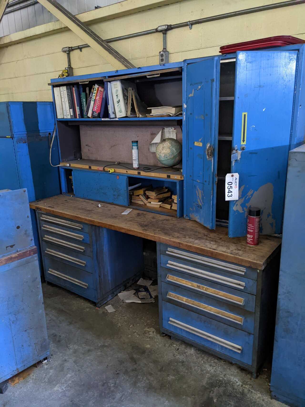 STANLEY VIDMAR WORK DESK WITH 2X 5 DRAWER CABINET WITH CONTENTS MANIFOLDS, GAUGES - TOOL STORAGE