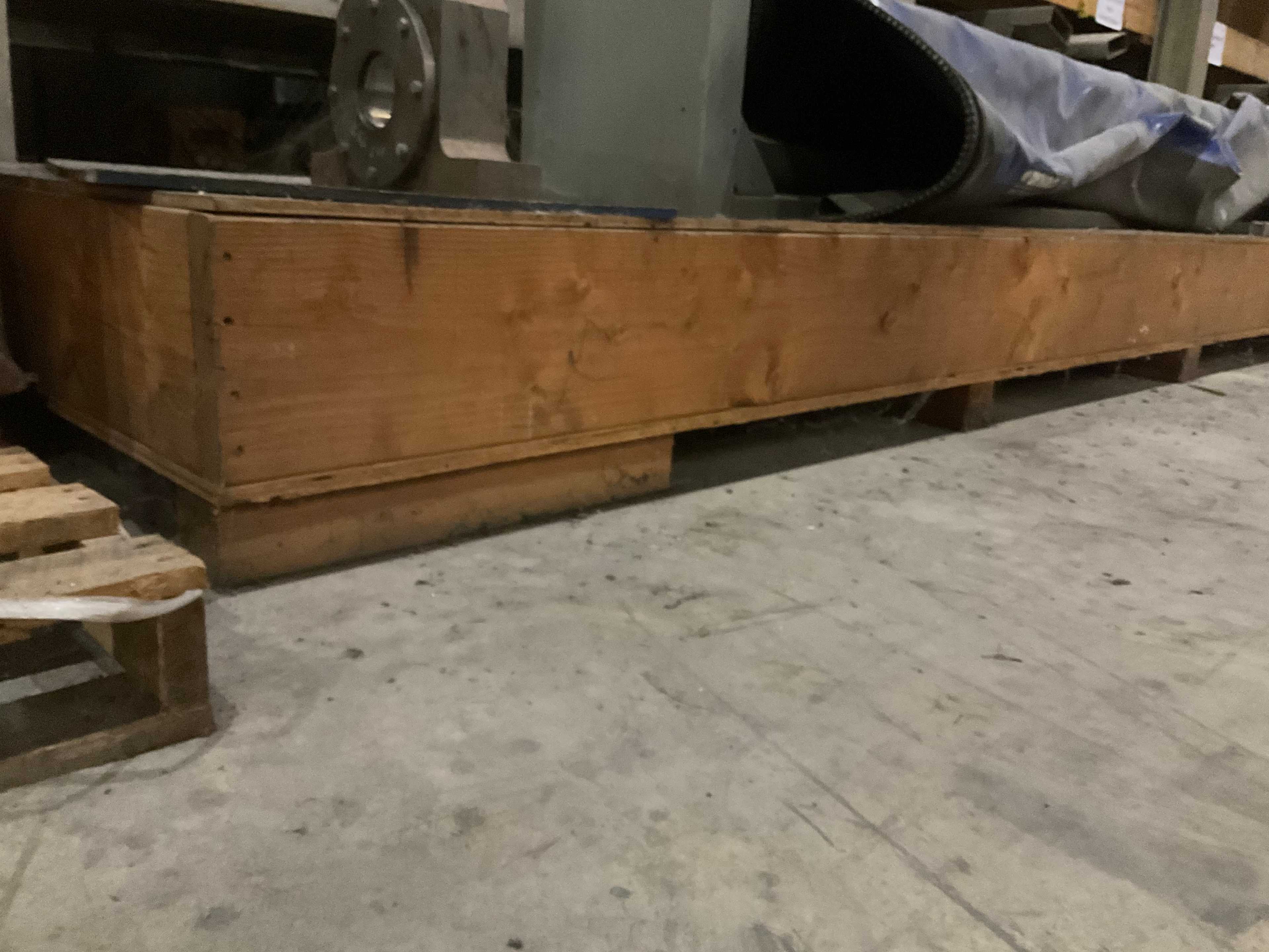 CRATE OF TANK LEVEL INDICATORS - LEVEL MEASUREMENT