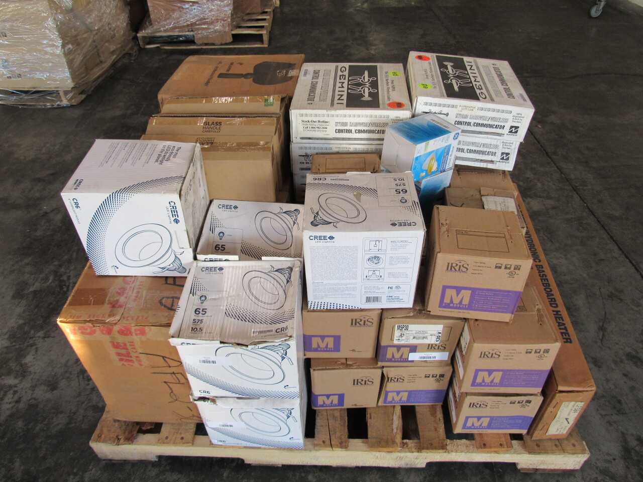 Pallet of 172x Assorted Lights, Electrical Enclosure, PLCs, Heaters & Cables - MACHINING ACCESSORIES & TOOLING