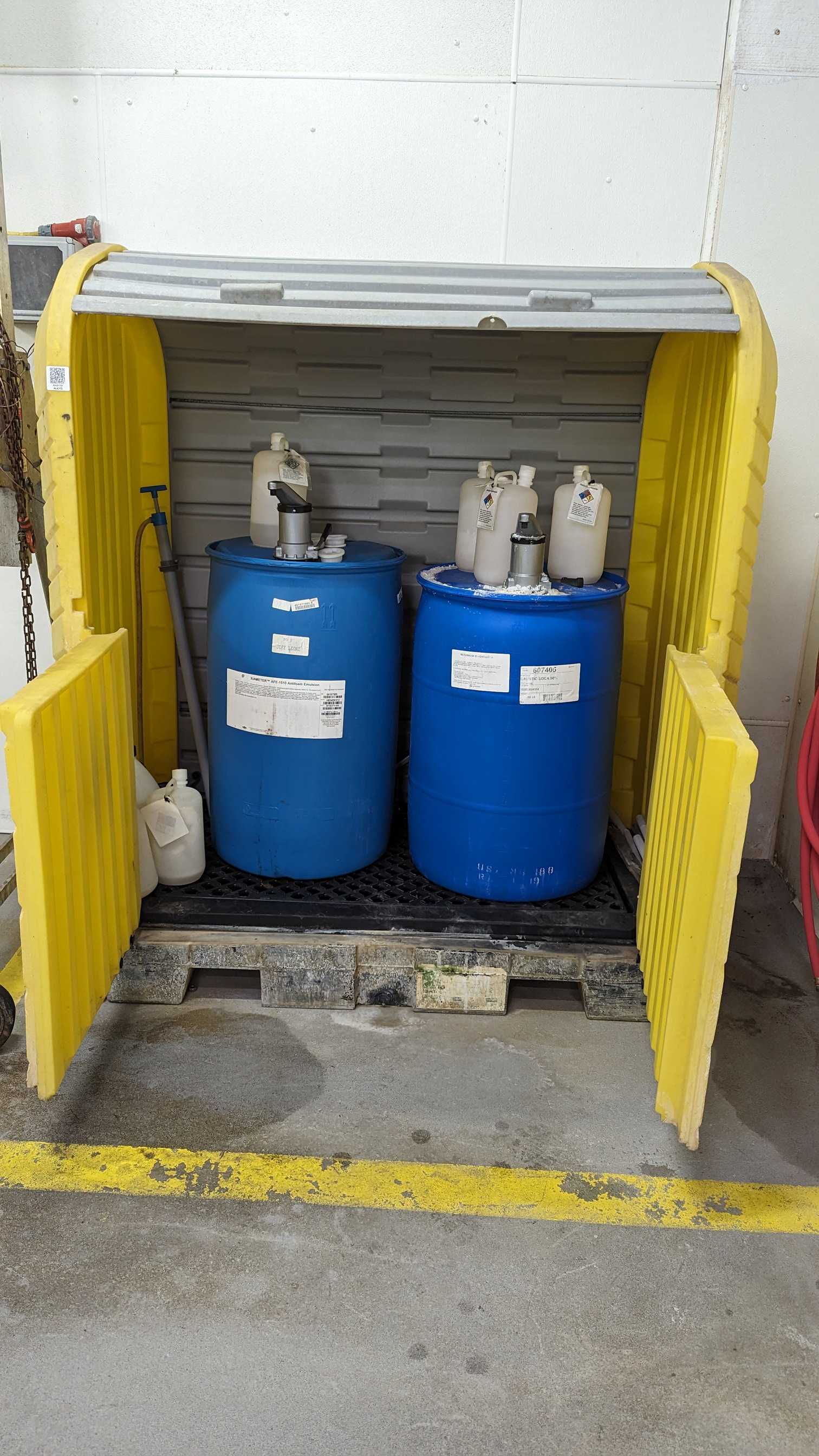 CAMICAL STORAGE BIN - SHELVING