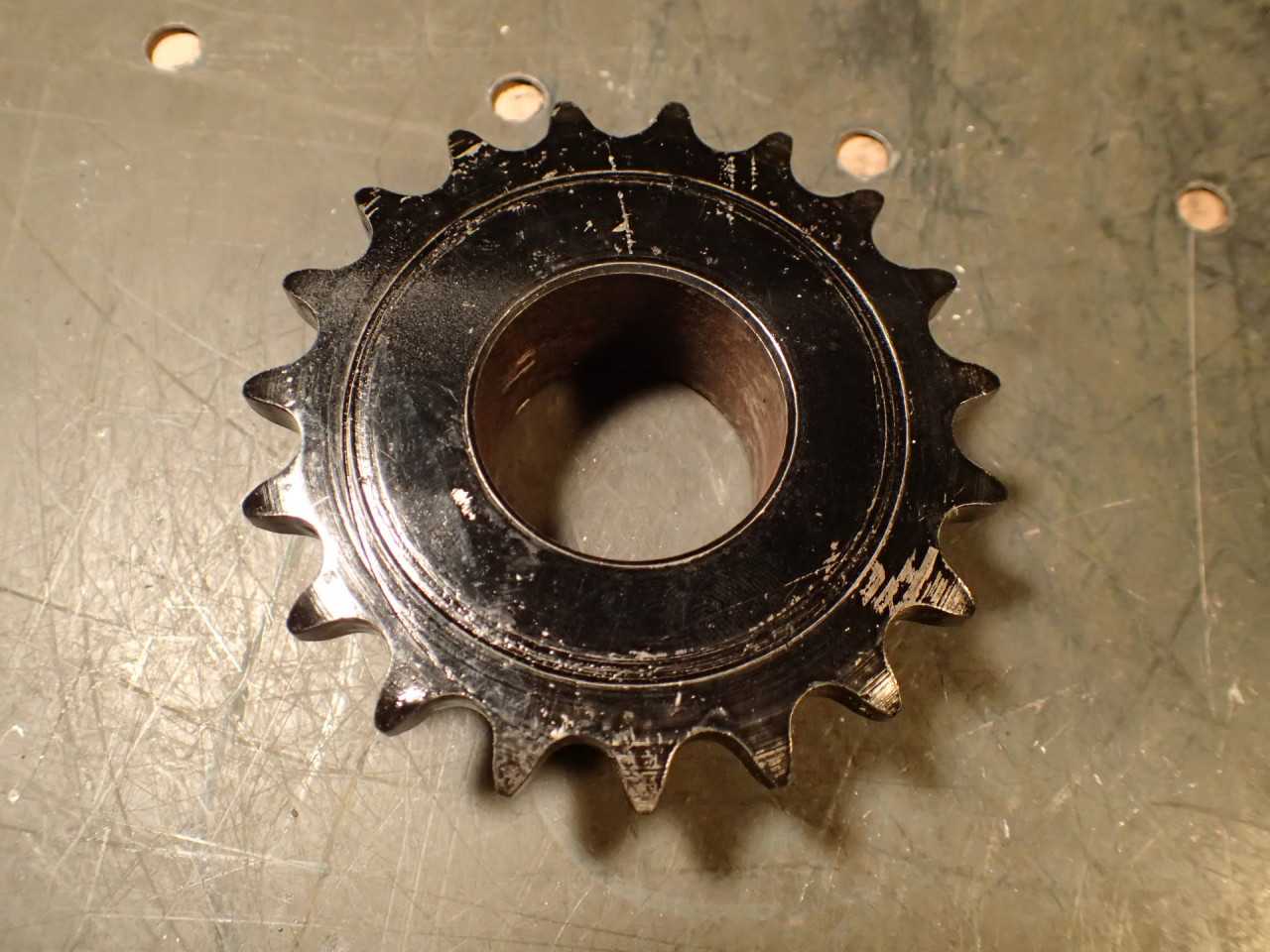 Browning HN40B19 #40 Steel Chain Sprocket: 19-Tooth 1" Needle Idler Bearing Bore - SPROCKET