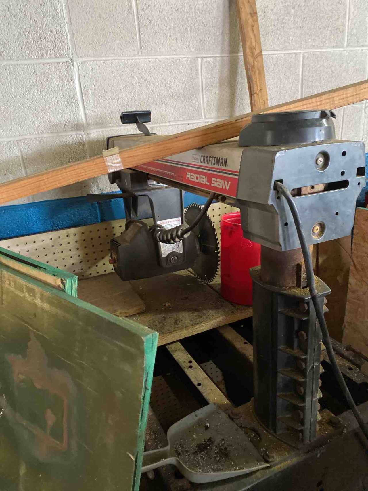 Radial saw - DRILLING MACHINES Radial saw - DRILLING MACHINES