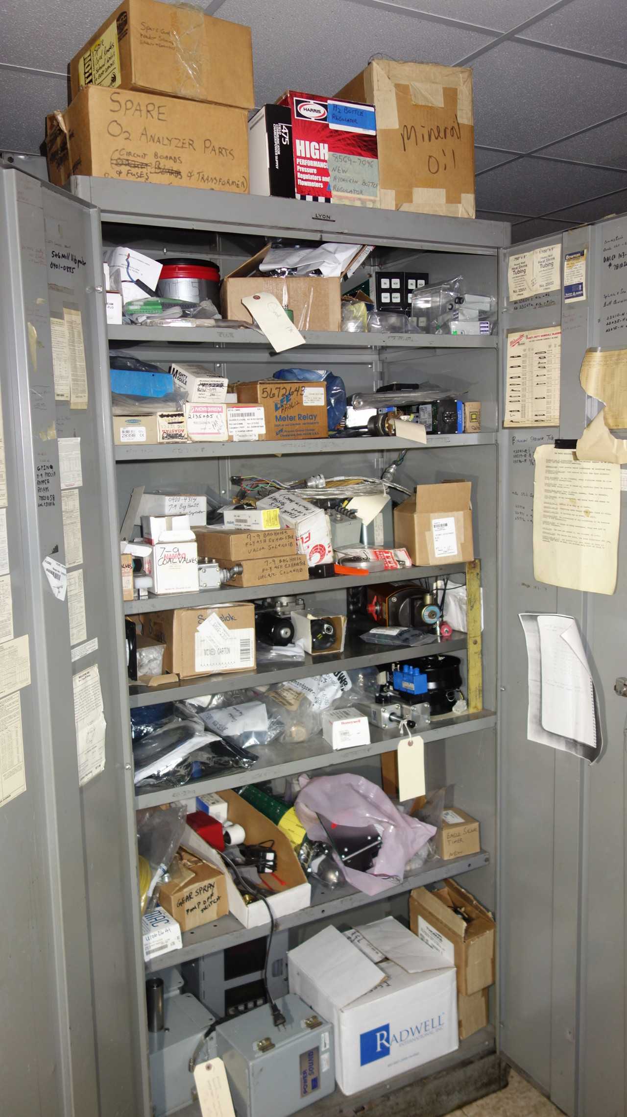 CABINET WITH CONTENTS, ELECTRICAL MRO, SWITCHES - ELECTRICAL COMPONENTS