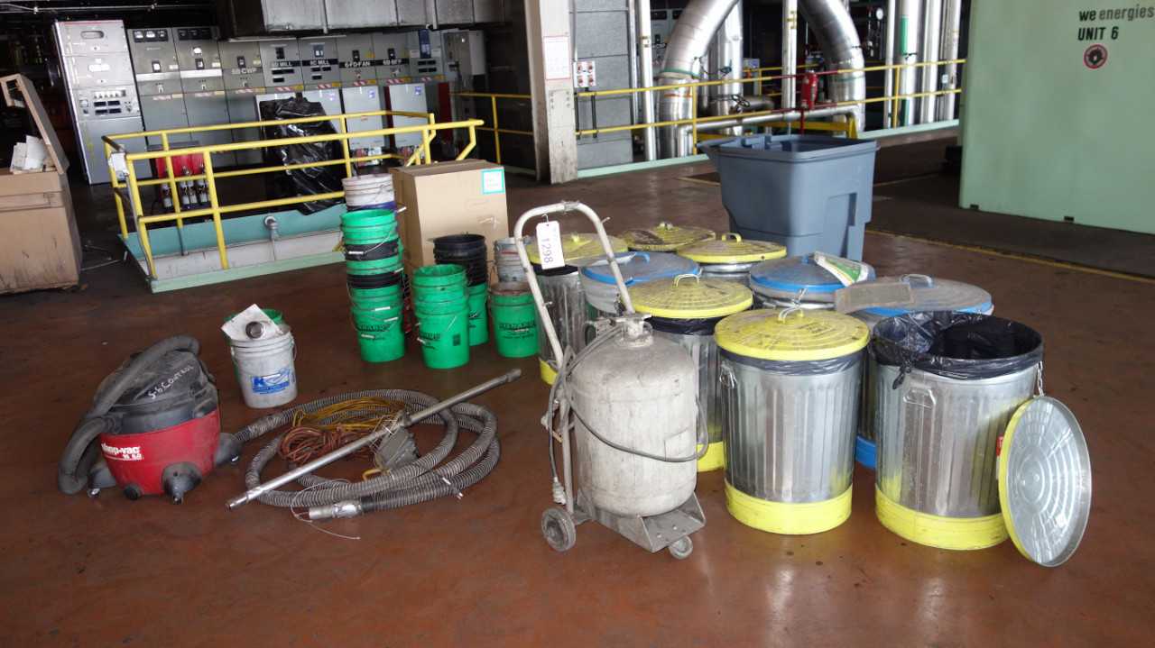 LOT OF TRASH BINS, BUCKETS, SHOP VAC, LIGHTING - MATERIAL HANDLING