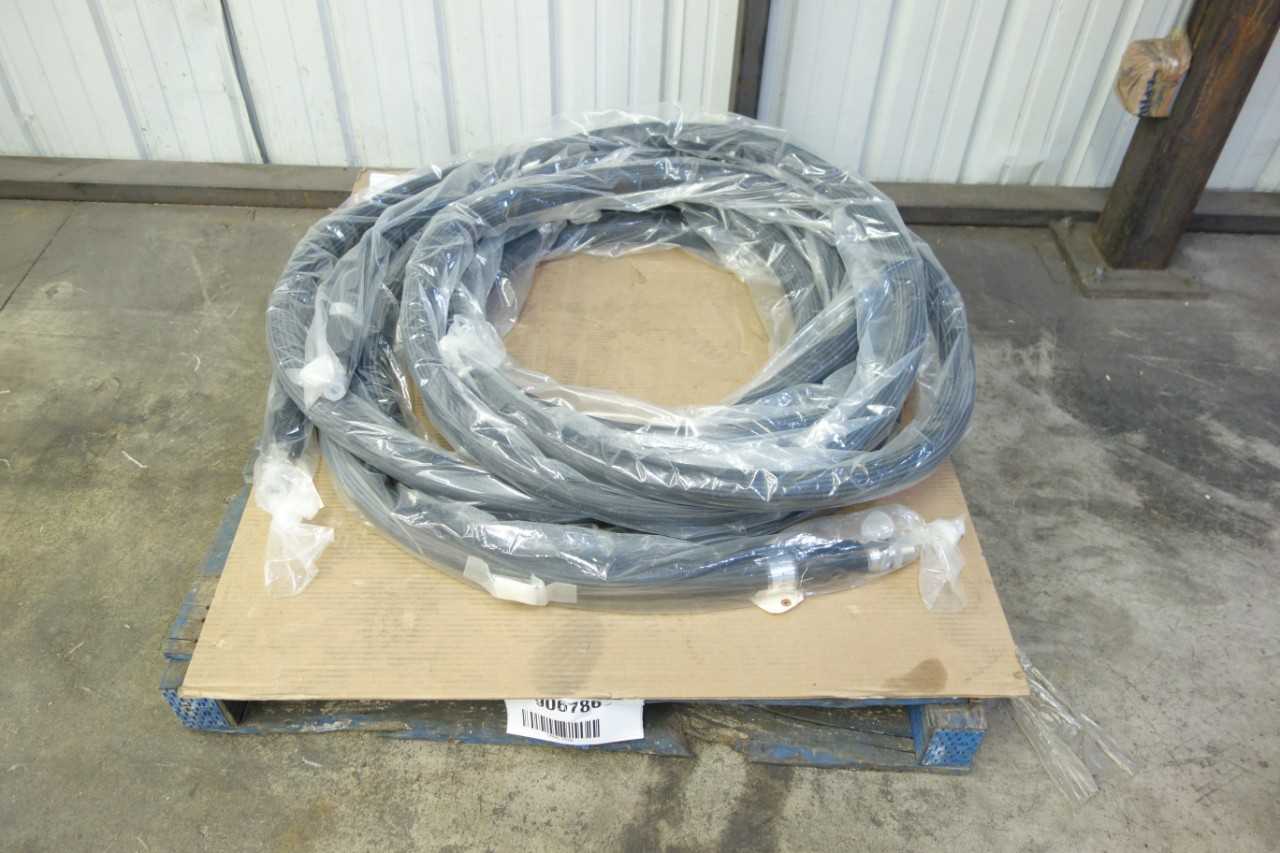LOT OF 4 NIPPON HEATED HOSES - HOSE