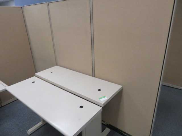 Office furniture, desks, panels, file cabinets, etc..Lot - MISCELLANEOUS