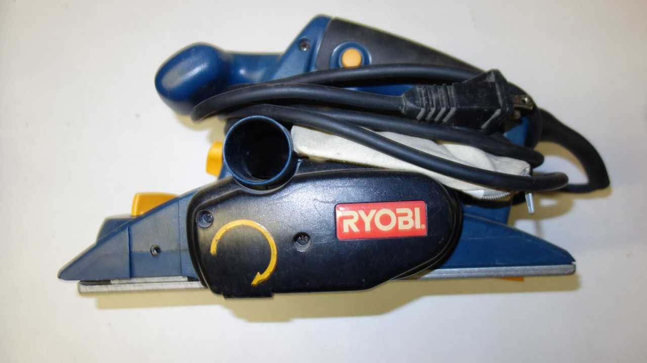 RYOBI HPL51 3-1/4 IN HAND PLANER - ELECTRIC POWER TOOLS