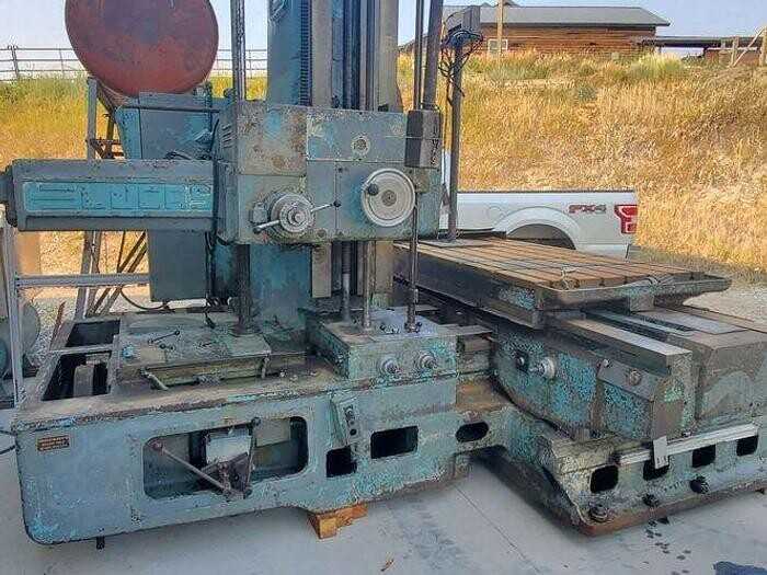 Lucas 441B-72 HBM - HORIZONTAL BORING MILLS