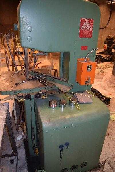 DoALL CONTOUR VERTICAL MACHINE BAND SAW - MISCELLANEOUS