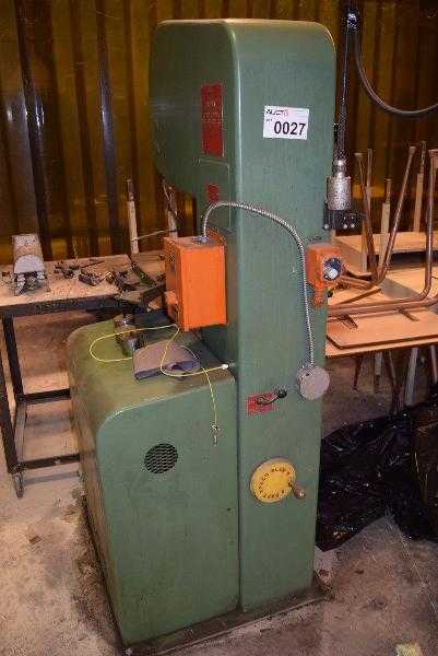 DoALL CONTOUR VERTICAL MACHINE BAND SAW - MISCELLANEOUS DoALL CONTOUR VERTICAL MACHINE BAND SAW - MISCELLANEOUS