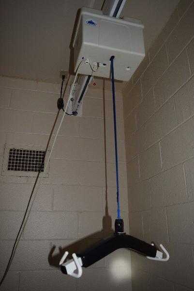 CHILTERN WLB 24 VAC CEILING MOUNTED MEDICAL HOIST 130 KG - MISCELLANEOUS
