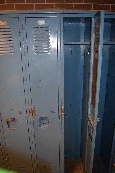 LOT OF STUDENT LOCKERS - MISCELLANEOUS