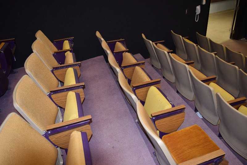 LOT OF THEATRE STYLE FOLDING CHAIRS - MISCELLANEOUS