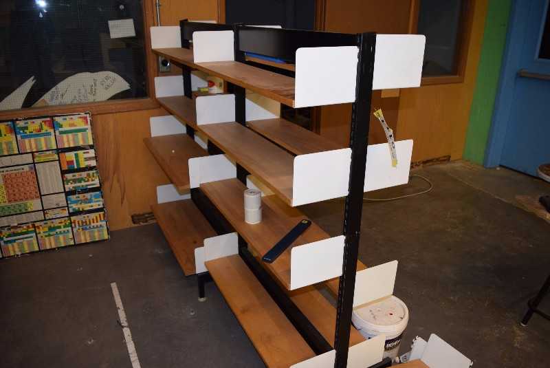 CONTENTS OF SHELVES INCLUDING SHELVES - MISCELLANEOUS
