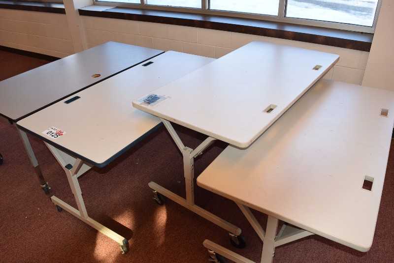 LOT OF 4 ROLLING TABLES - MISCELLANEOUS