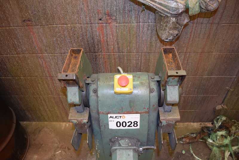 ELLIOTT 10 INCH DOUBLE ENDED GRINDER 220 V - MISCELLANEOUS