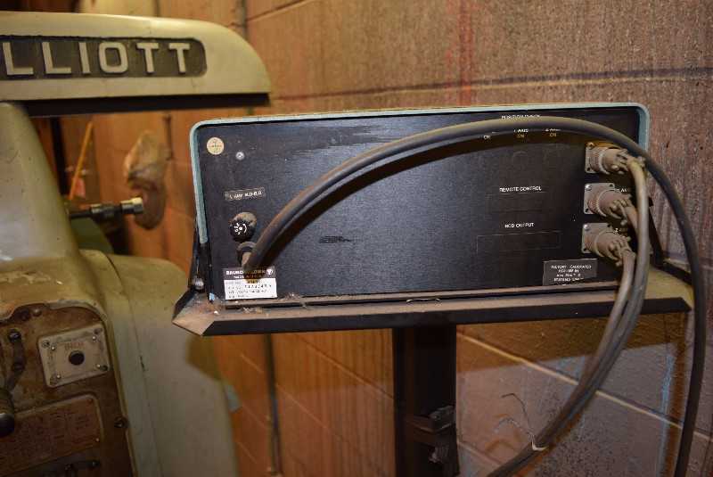 BAUSCH & LOMB DIGITAL POSITION READOUT DISPLAY SYSTEM ACU-RITE - MISCELLANEOUS