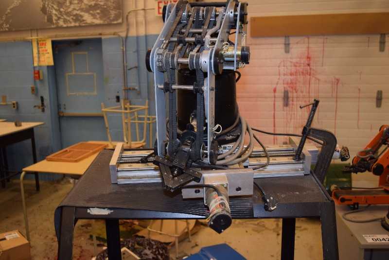ESHED ROBOTICS ARM ASSEMBLY WITH CONTROLLER - MISCELLANEOUS