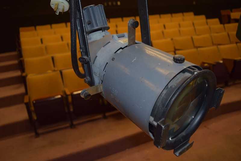 LOT OF THEATRICAL LIGHTS - MISCELLANEOUS