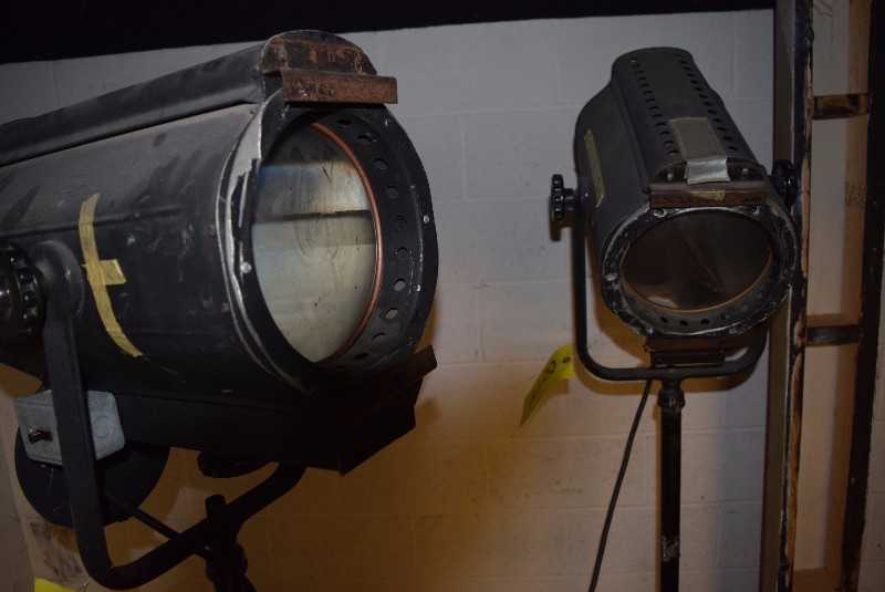 LOT OF 2 MAJOR EQUIPMENT THEATRICAL SPOTLIGHTS FIXTURES  - MISCELLANEOUS