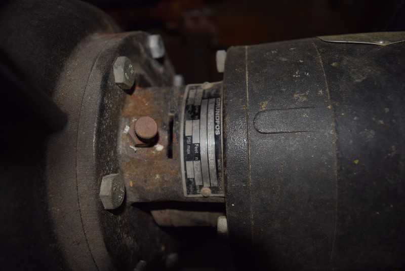 GRUNDFOS 182 GPM CIRCULATOR PUMP W/ 1 HP MOTOR - MISCELLANEOUS