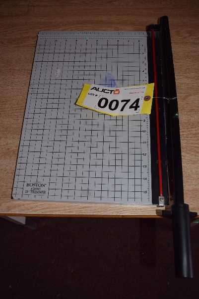 BOSTON 26915 15 INCH PRECISE TRIMMING BOARD - MISCELLANEOUS