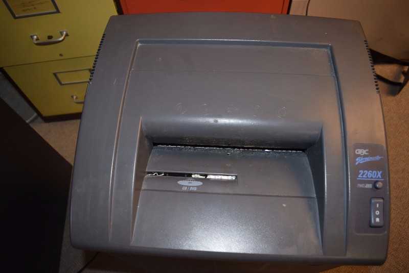 GBC SHRED MASTER 2260X PAPER SHREDDER - MISCELLANEOUS