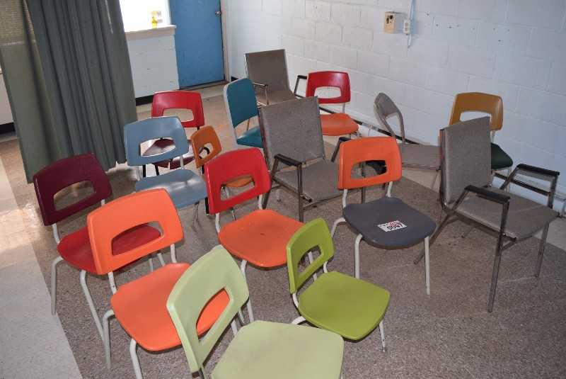 LOT OF CHAIRS - MISCELLANEOUS