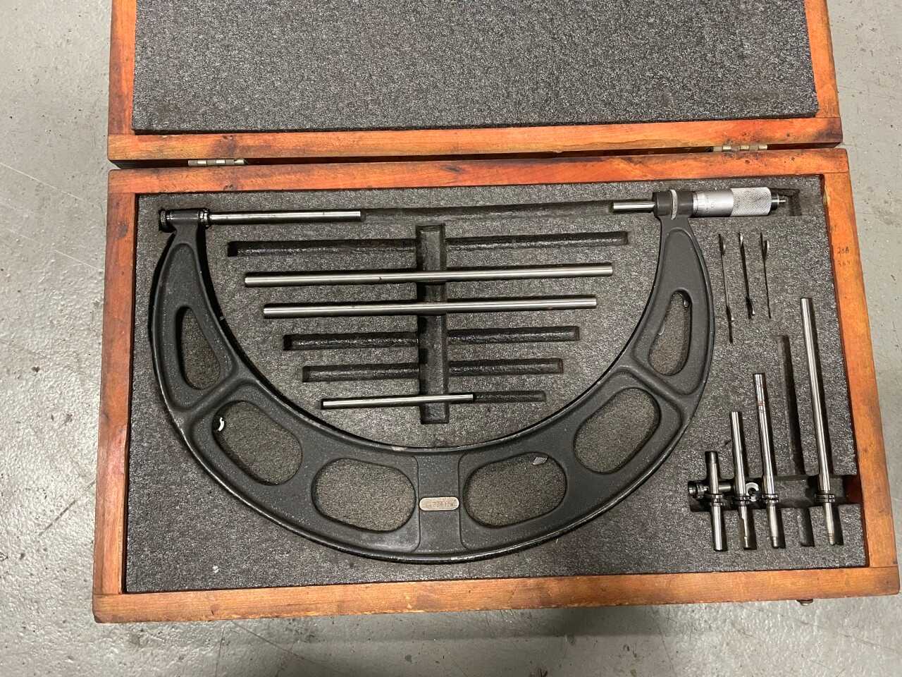 Starrett No 224 Micrometer 6"-12" - MISCELLANEOUS