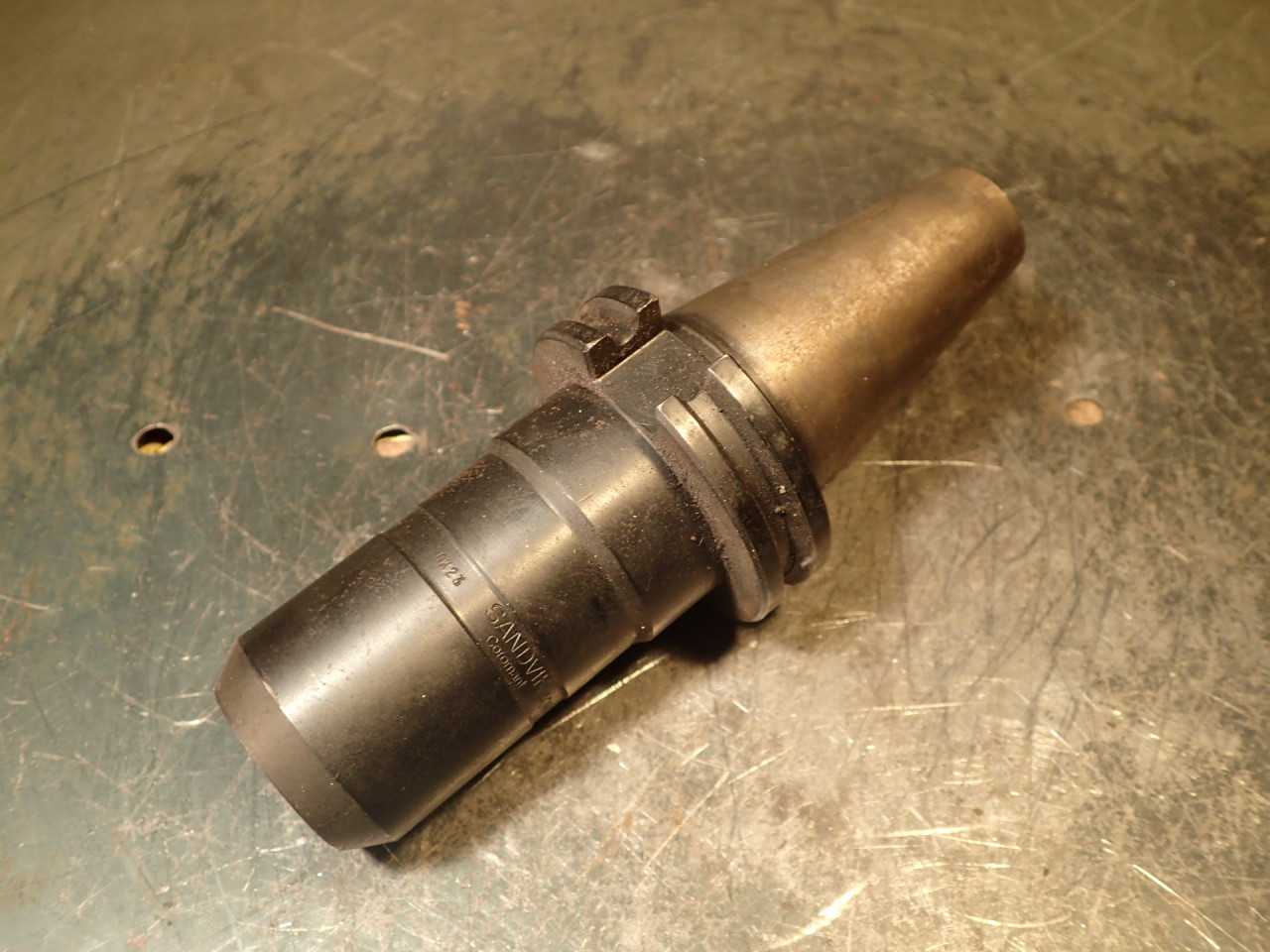 Sandvik 40MM-VF3.750-EM5 5/8" End Mill Tool Holder 3-3/4" Projection CAT-40 - MACHINING ACCESSORIES & TOOLING