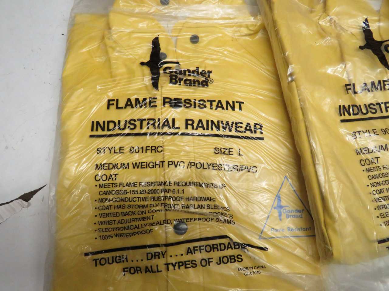 LOT OF ASSORTED GANDER BRAND FLAME RESISTANT INDUSTRIAL RAINWEAR STYLE 901FRC - SAFETY SWITCH