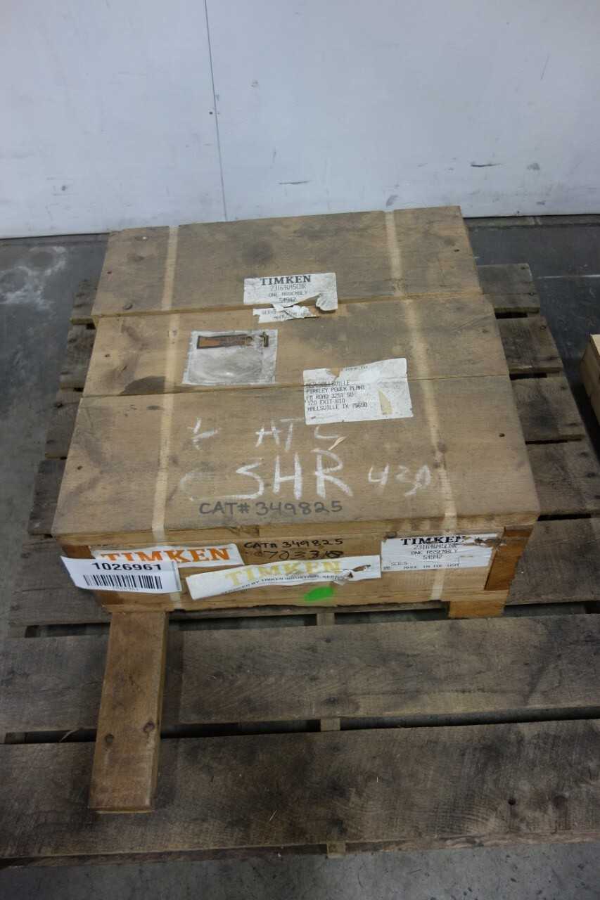 LOT OF 2 ASSORTED BEARINGS - BEARINGS