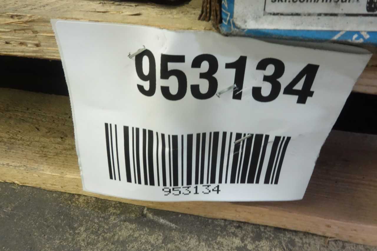 PALLET OF ASSORTED SKF ROLLER BEARINGS - BEARINGS